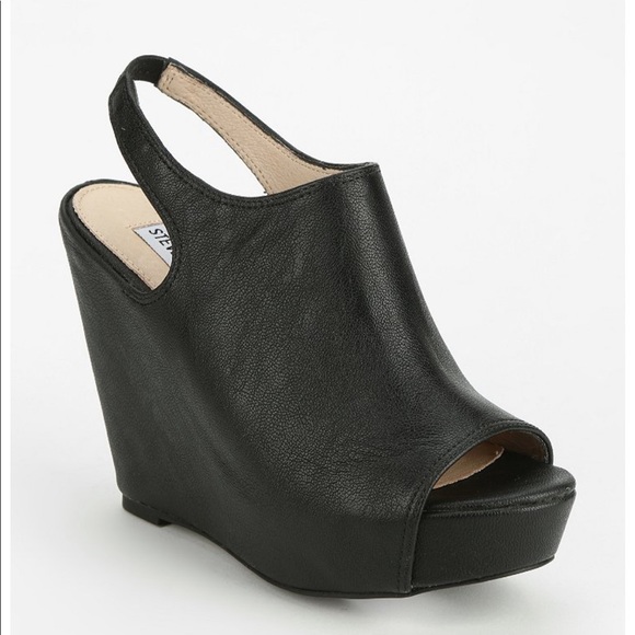 steve madden black wedges